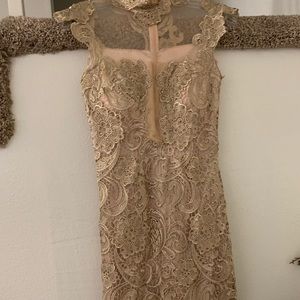 The perfect gold dress